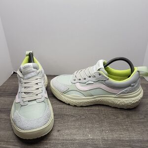 Vans UltraRange Neo VR3 MTE Mint Light Yellow Women's Size 8.5 Men's Size 7